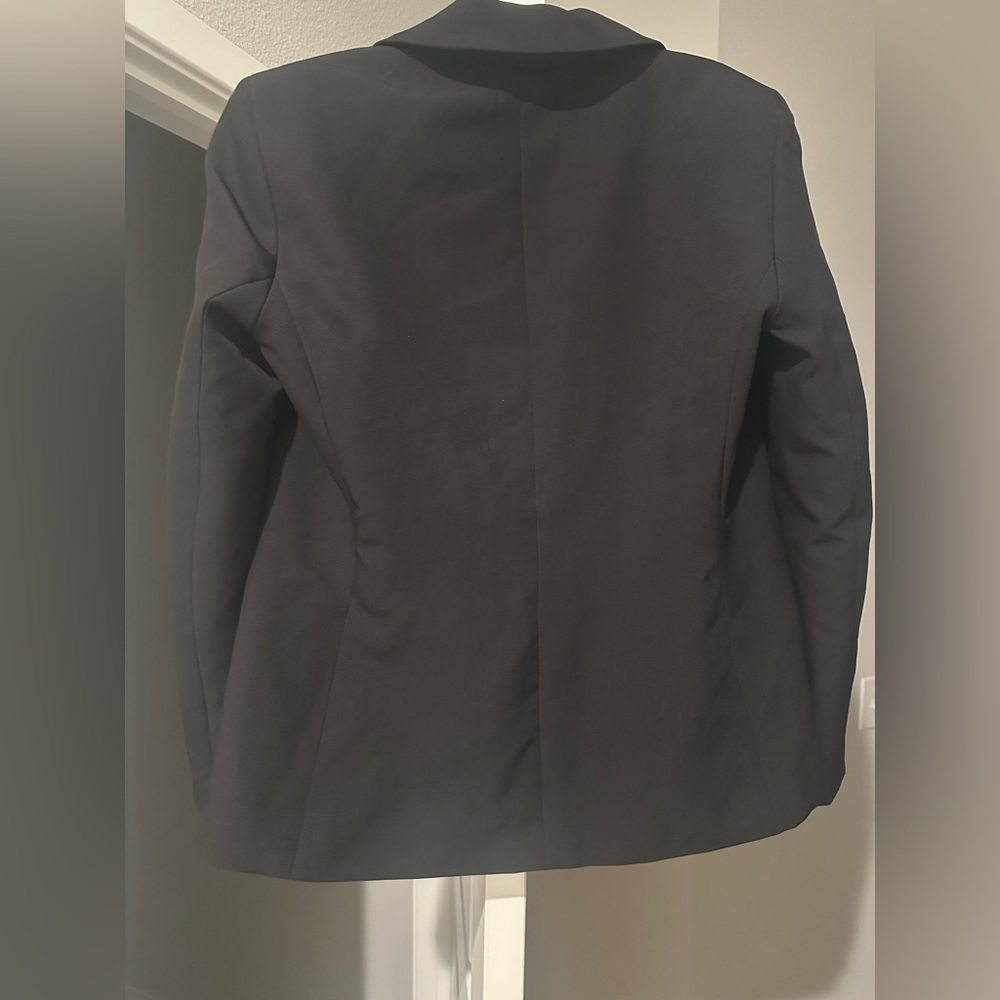 Nine West Black Blazer – 3/4 Sleeve Classic
Size Small - Picture 4 of 4